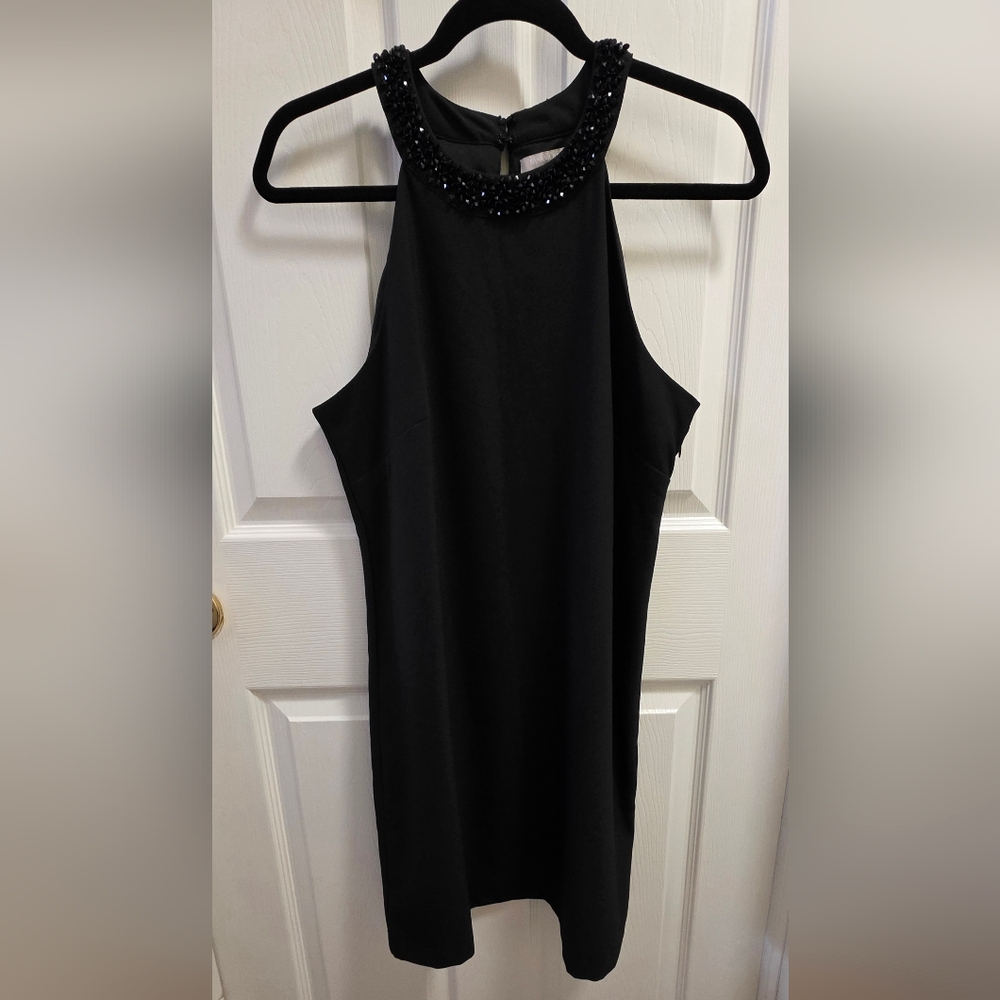 Elegant Black Sleeveless Dress
